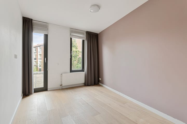 Foto 21 van Ginnekenweg 180-A1