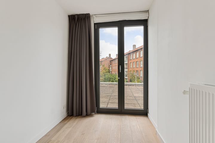 Foto 23 van Ginnekenweg 180-A1