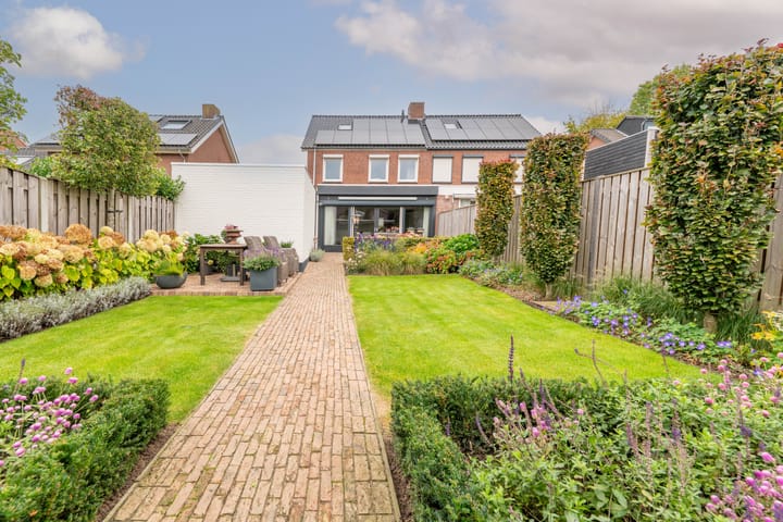 Foto 24 van Prinses Irenestraat 12-B