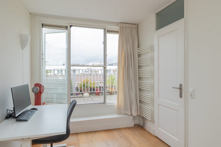 Foto 20 van Danie Theronstraat 13-D