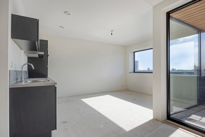 Foto 13 van Maashaven N.z. 727