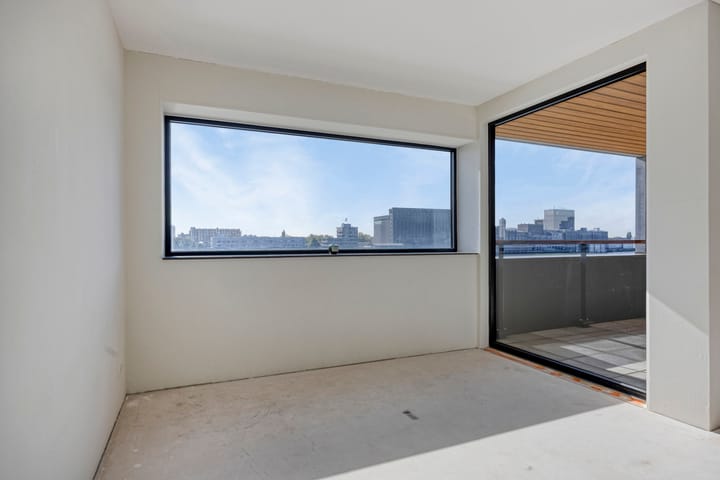 Foto 16 van Maashaven N.z. 727