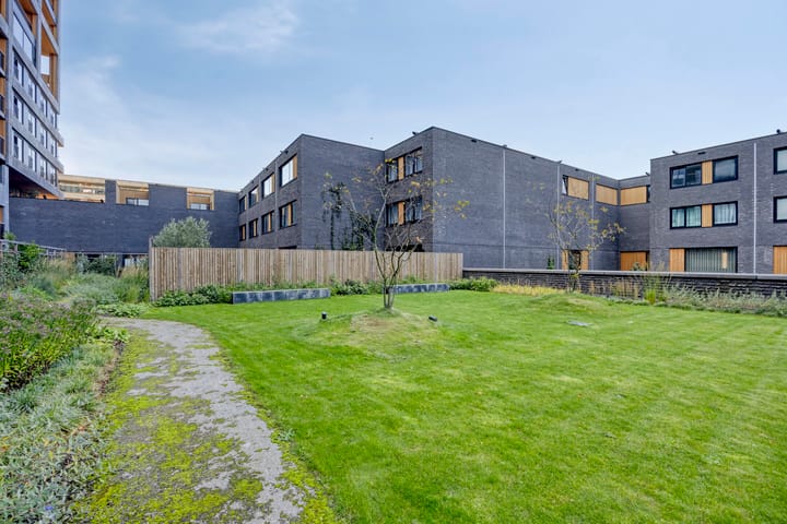 Foto 31 van Maashaven N.z. 727