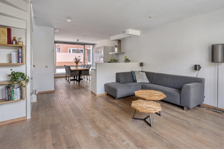 Foto 4 van van Boelenstraat 26