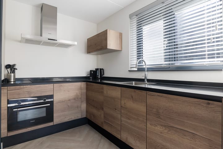 Photo 3 of De Burd 25-B012