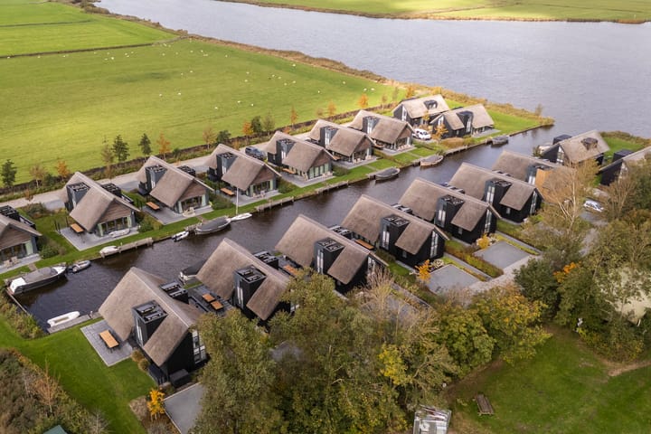 Photo 48 of De Burd 25-B012