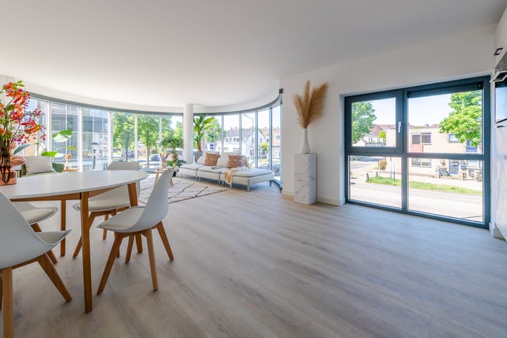 Foto 2 van Middellaan 8-A