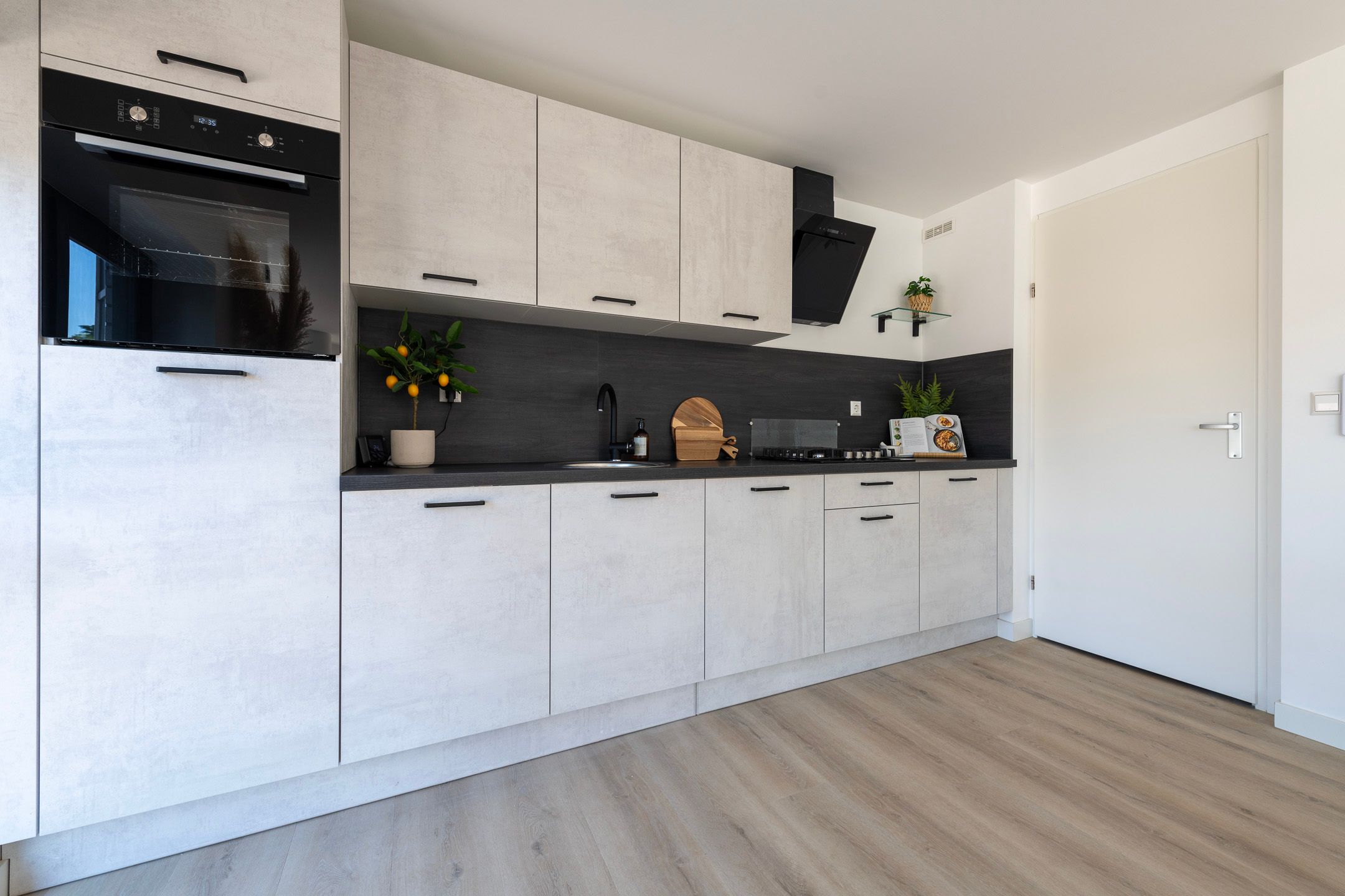 Foto 9 van Middellaan 8-A