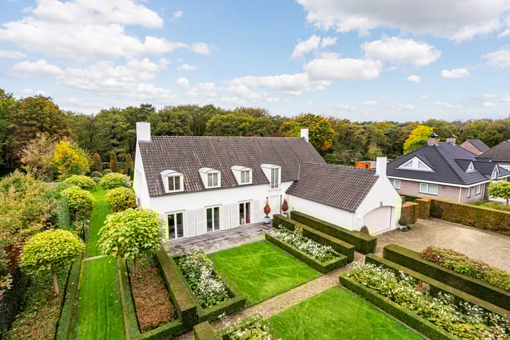 Photo 2 of Atalanta 47