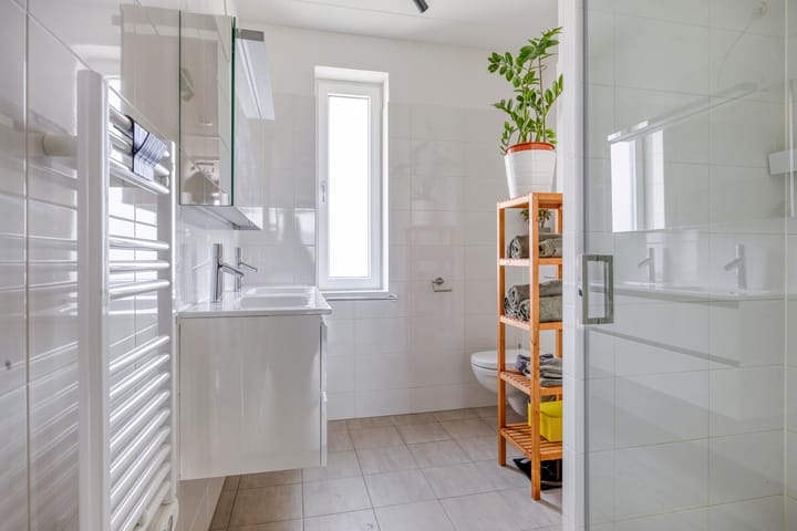 Photo 14 of Zwembaan 108