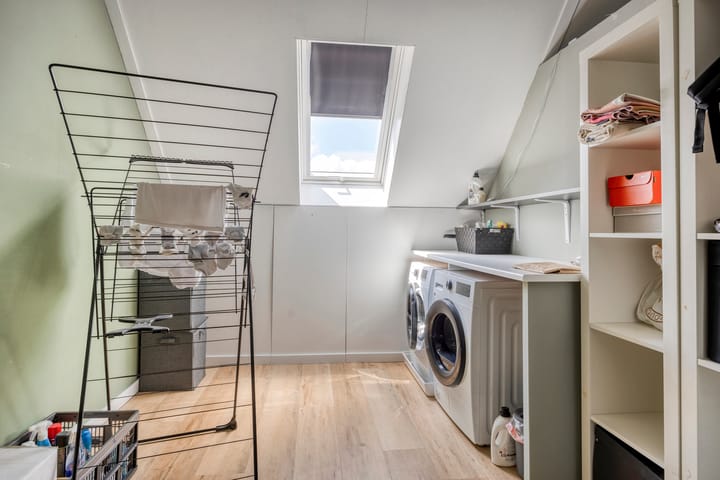 Photo 20 of Zwembaan 108