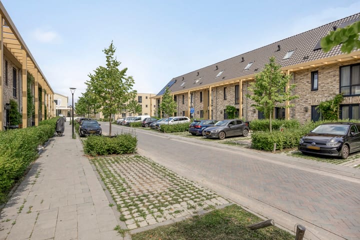 Photo 28 of Zwembaan 108