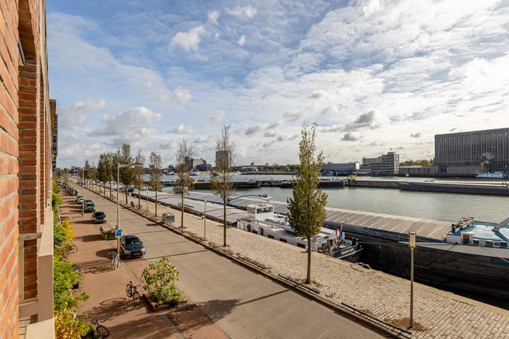 Foto 35 van Maashavenkade 155