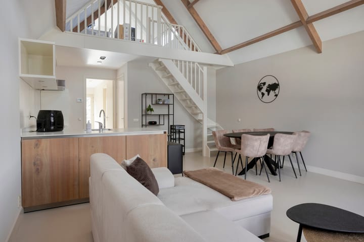 Photo 6 of Oostwal 158-A