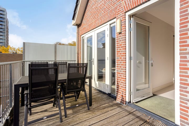 Photo 20 of Oostwal 158-A