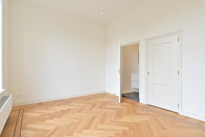 Foto 36 van Schoolstraat 2