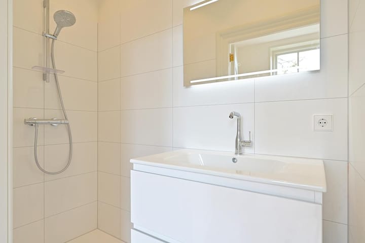 Foto 37 van Schoolstraat 2