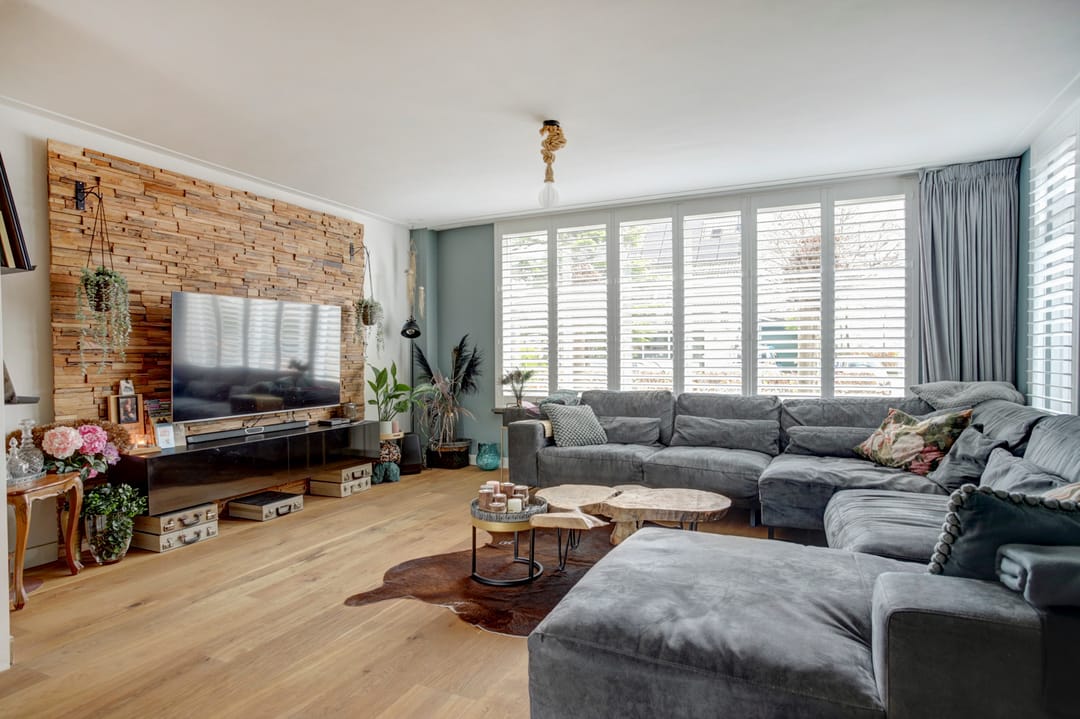 Foto 2 van Burg. S. Schagenstraat 1