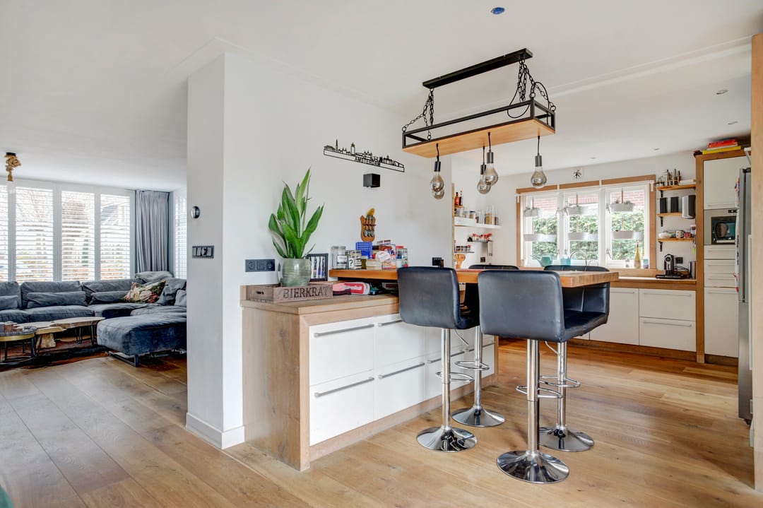 Foto 7 van Burg. S. Schagenstraat 1