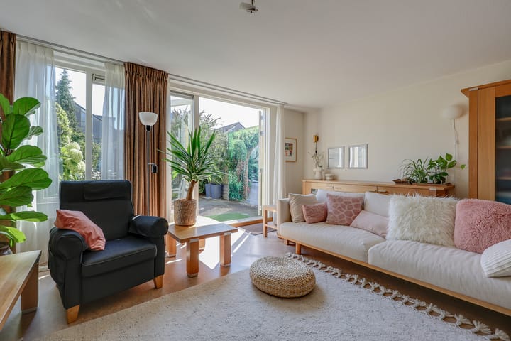 Foto 5 van Charlie Chaplinweg 19