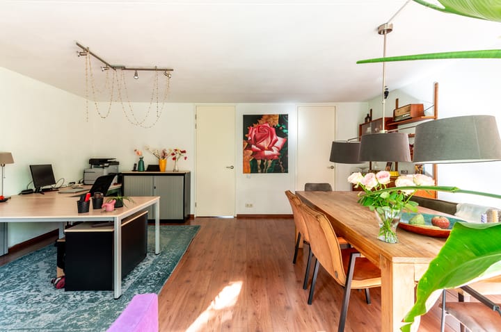 Photo 4 of Novemberstraat 13