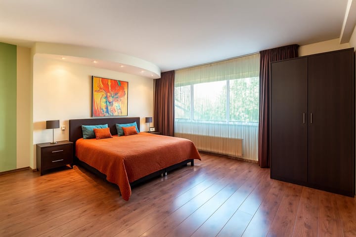 Photo 16 of Novemberstraat 13