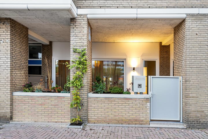 Foto 21 van Poolsterplein 131