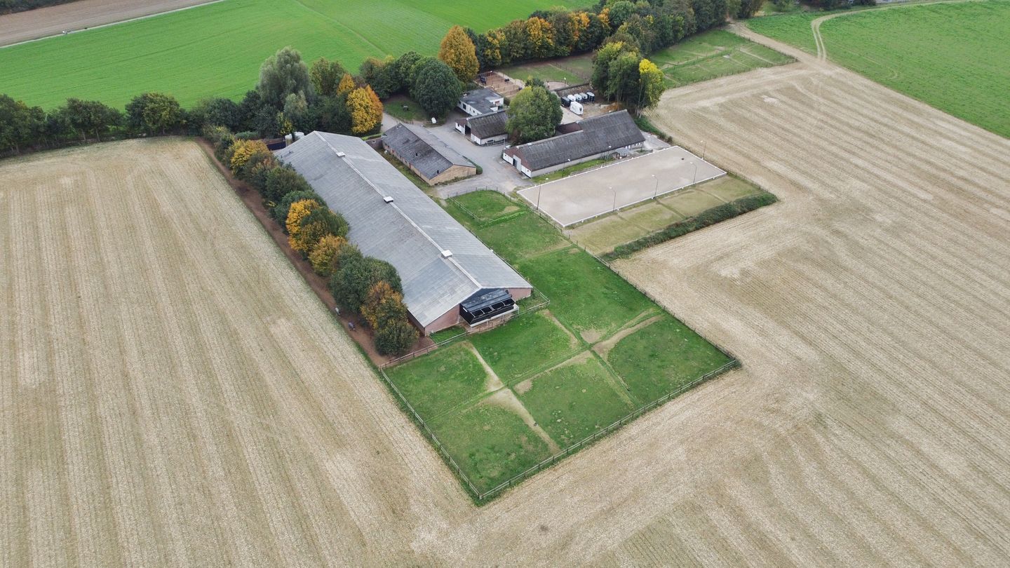 Bekijk foto 5 van Hulterweg 1