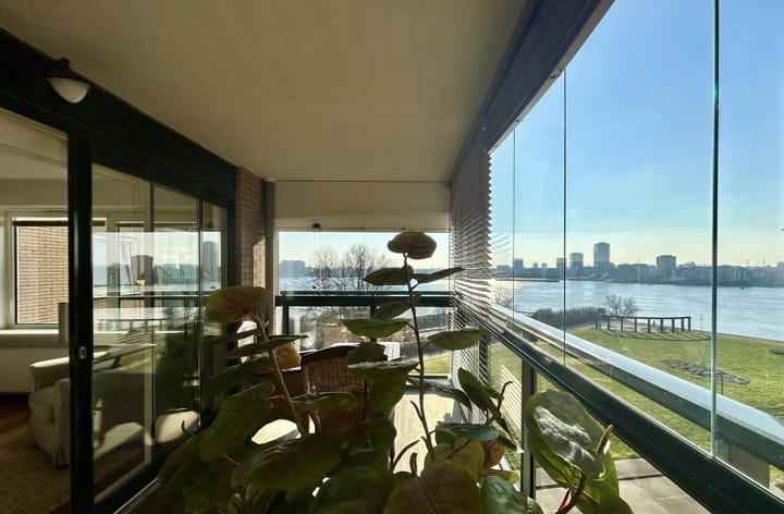 Foto 13 van Buitenbassinweg 833