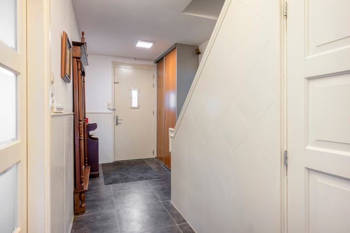 Foto 10 van Bernhardstraat 12