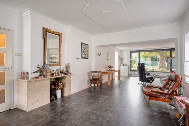 Foto 20 van Bernhardstraat 12