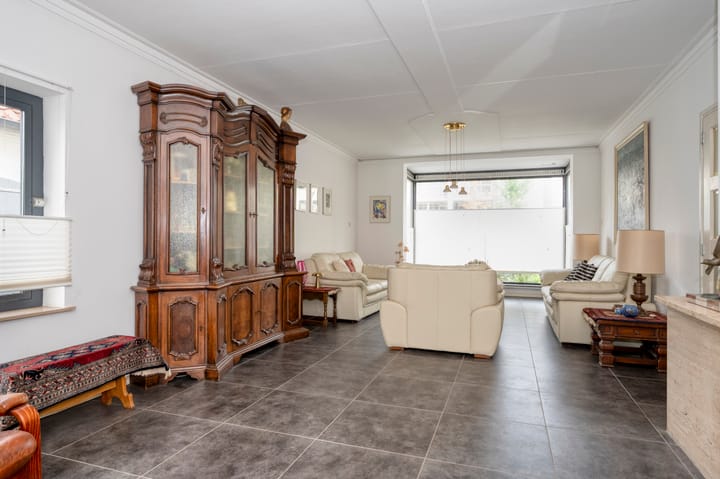 Foto 22 van Bernhardstraat 12