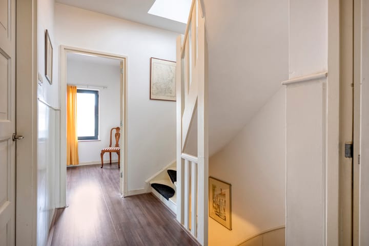 Foto 32 van Bernhardstraat 12