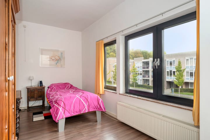 Foto 33 van Bernhardstraat 12