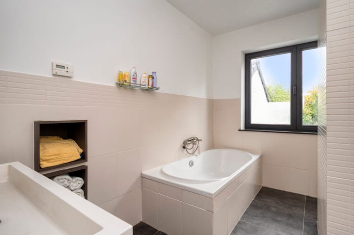 Foto 39 van Bernhardstraat 12