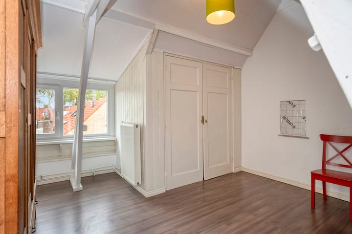 Foto 44 van Bernhardstraat 12