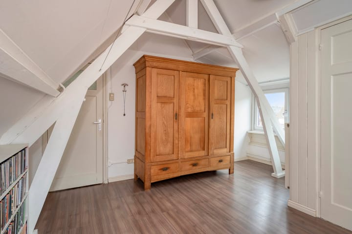 Foto 45 van Bernhardstraat 12