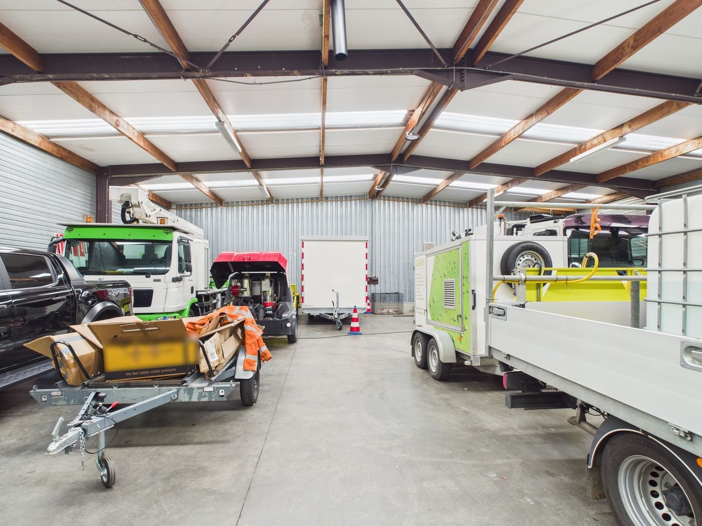 View photo 4 of Industrieweg 13