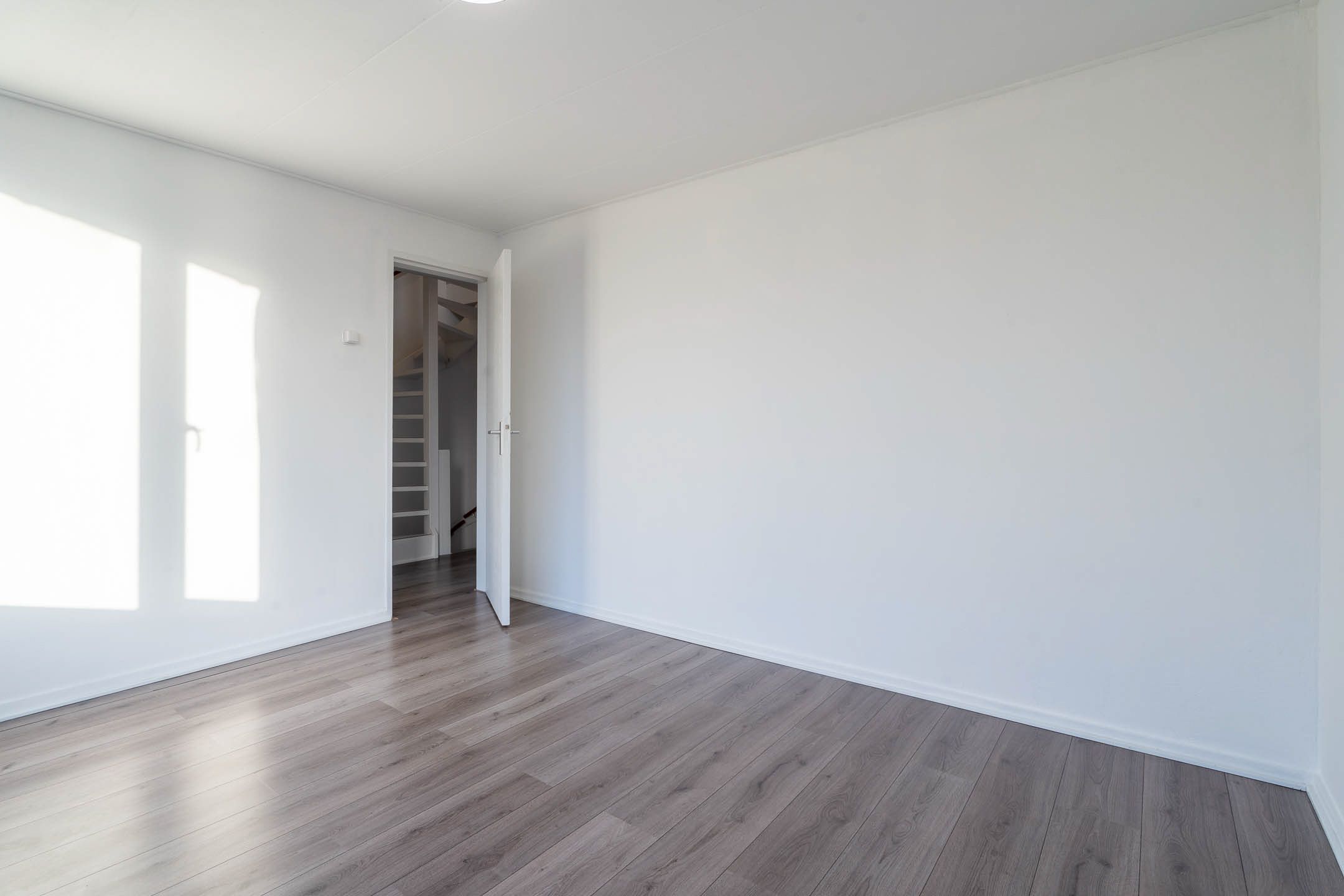 Photo 15 of Dahliastraat 8