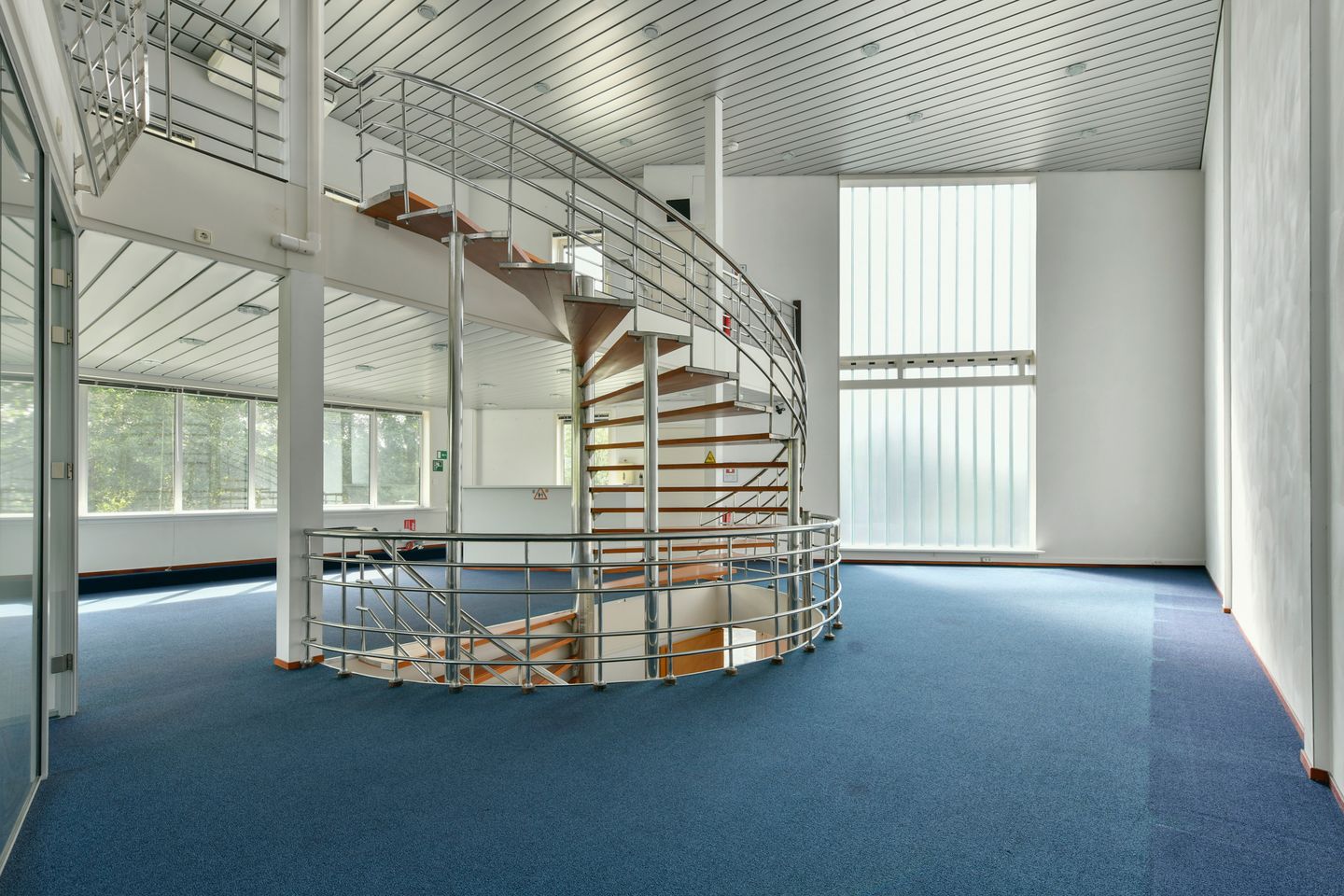 View photo 4 of Schweitzerlaan 88