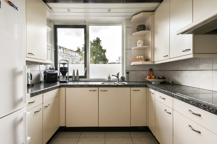 Foto 8 van Schubertplein 1