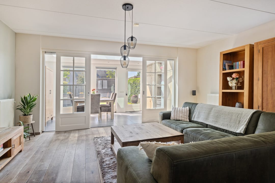 Photo 2 of Bernhardstraat 24