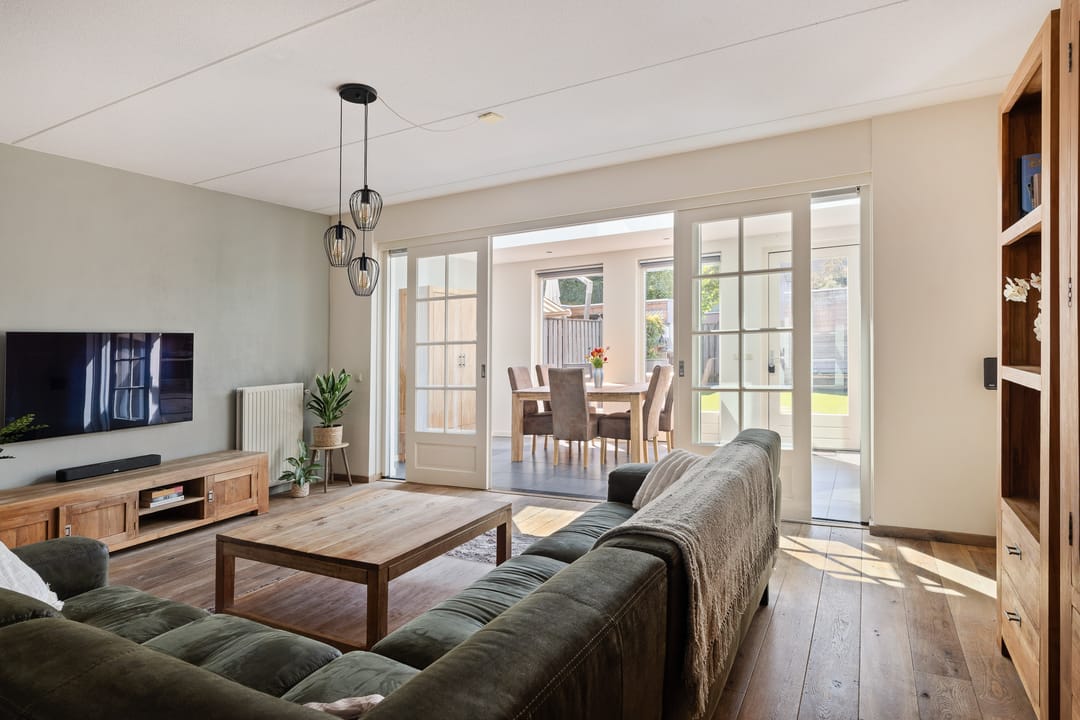 Photo 7 of Bernhardstraat 24