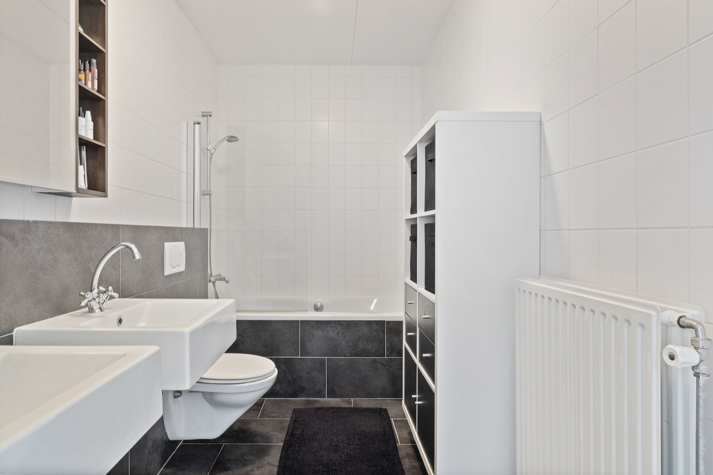 Photo 19 of Bernhardstraat 24