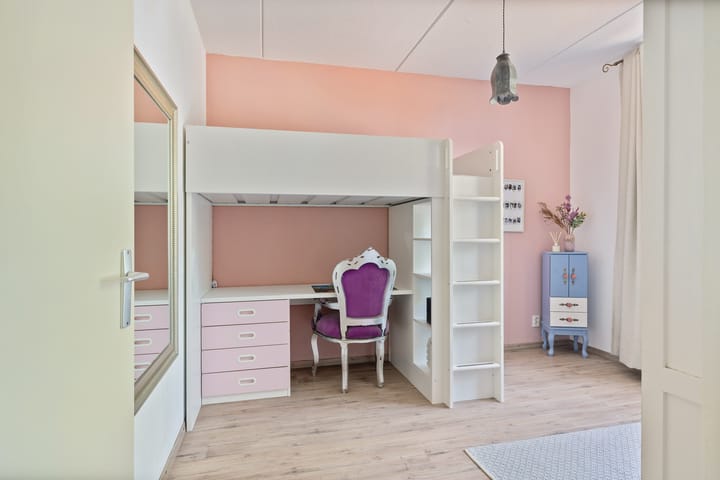 Photo 21 of Bernhardstraat 24