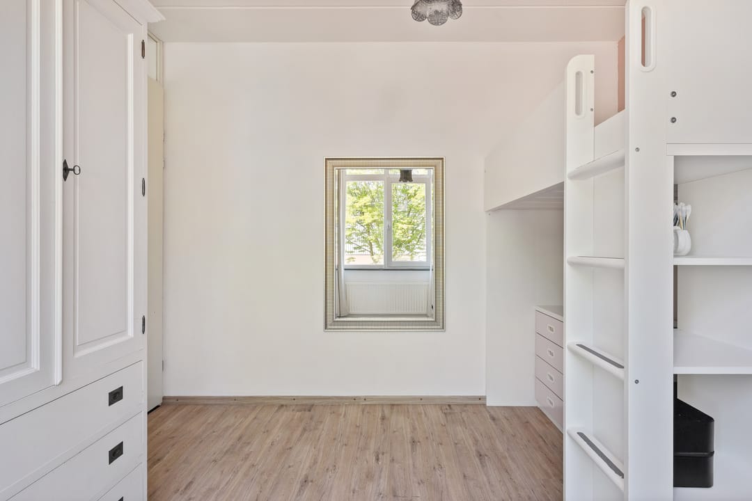 Photo 23 of Bernhardstraat 24