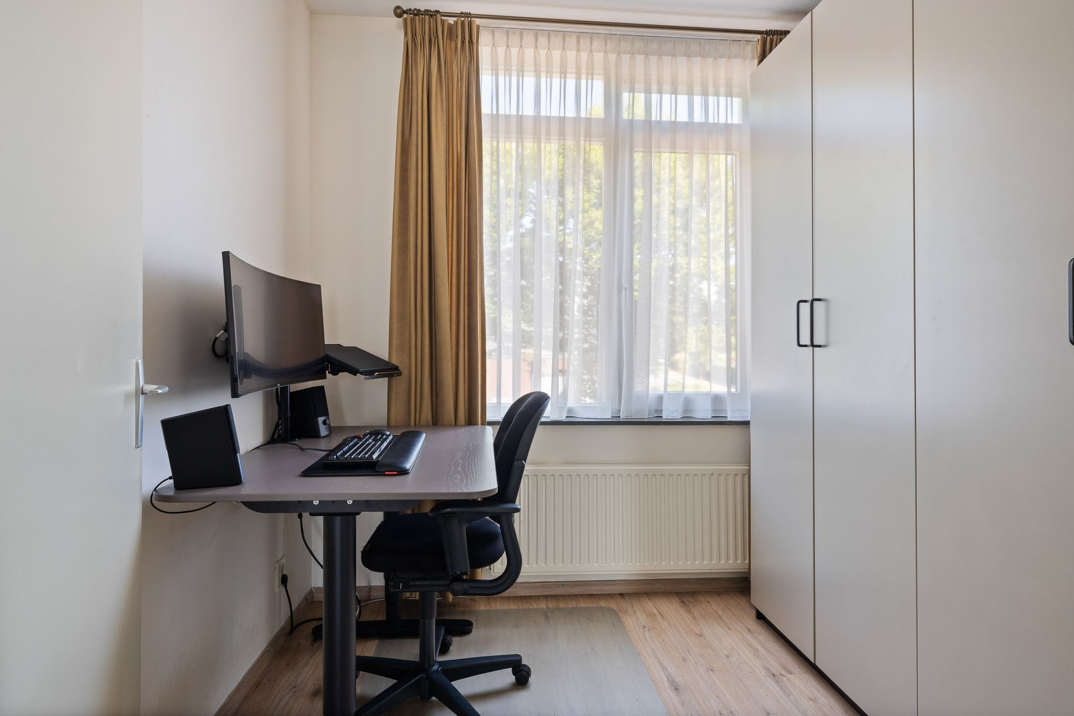 Photo 24 of Bernhardstraat 24