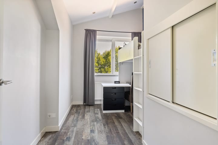 Photo 26 of Bernhardstraat 24