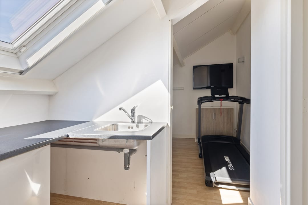 Photo 31 of Bernhardstraat 24