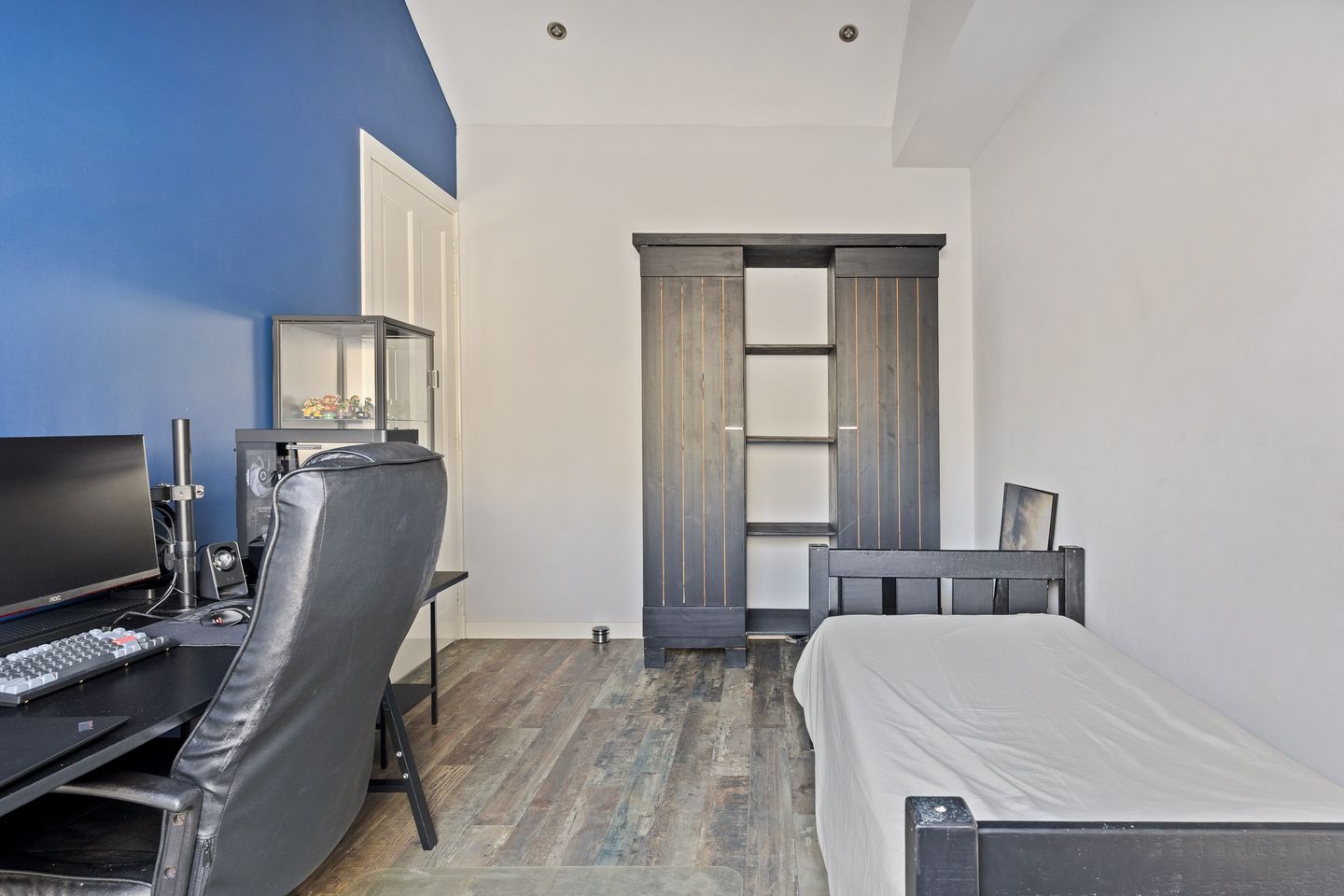 Photo 29 of Bernhardstraat 24